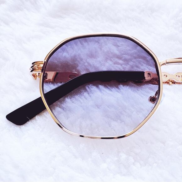 Phoebe Blue & Clear Geometric Sunglasses - Picture 4 of 13